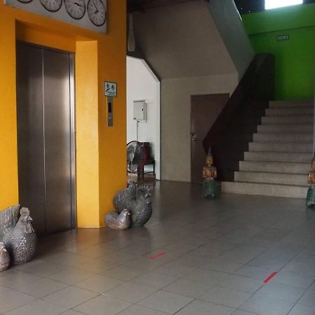 Rome Place Hotel Phuket Bagian luar foto