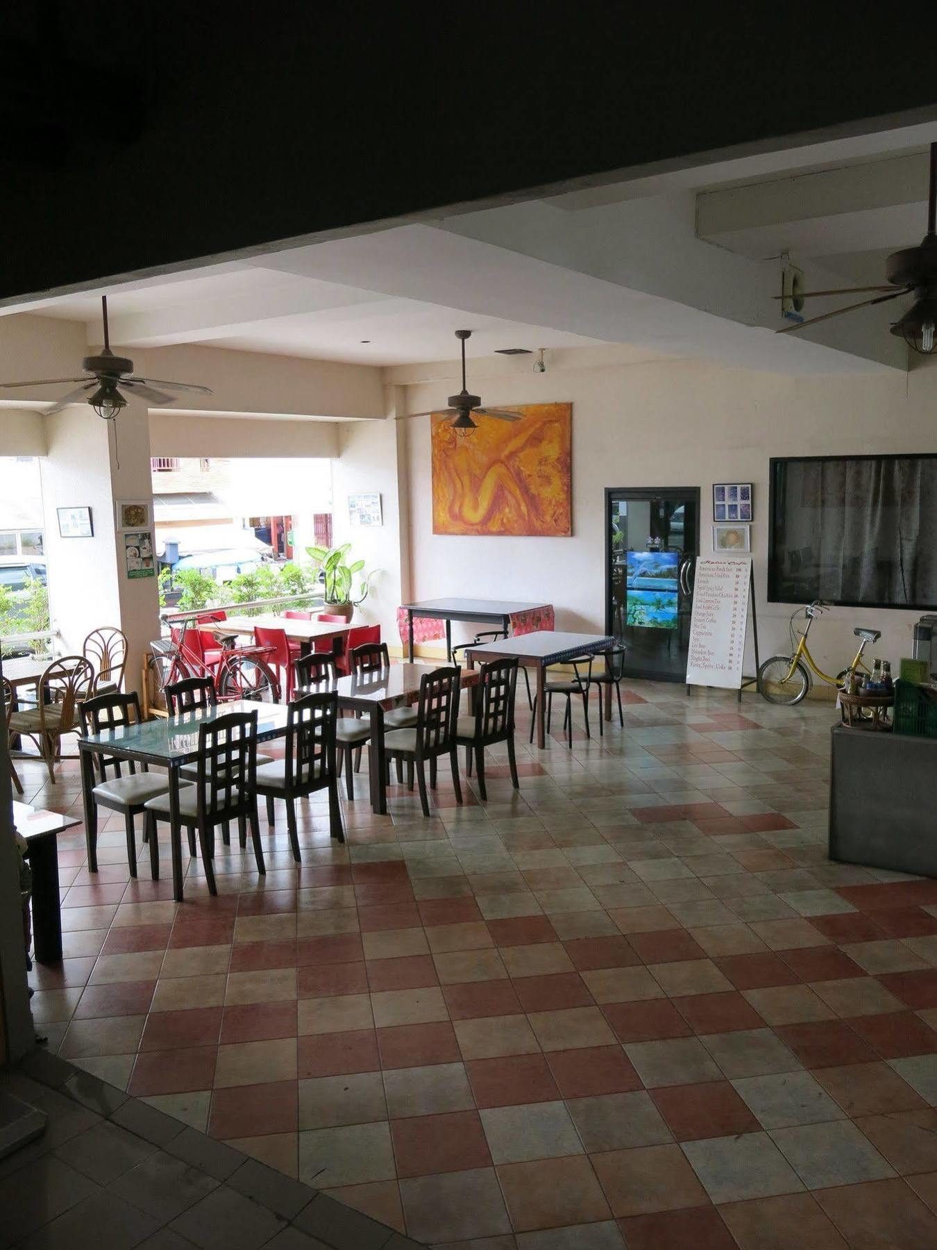 Rome Place Hotel Phuket Bagian luar foto